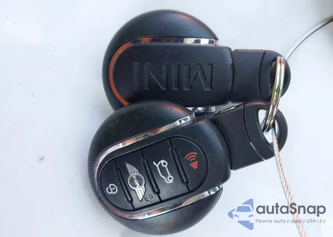 2016 Mini Convertible Cooper S z USA, uszkodzony, nr VIN WMWWG9C53G3C22588